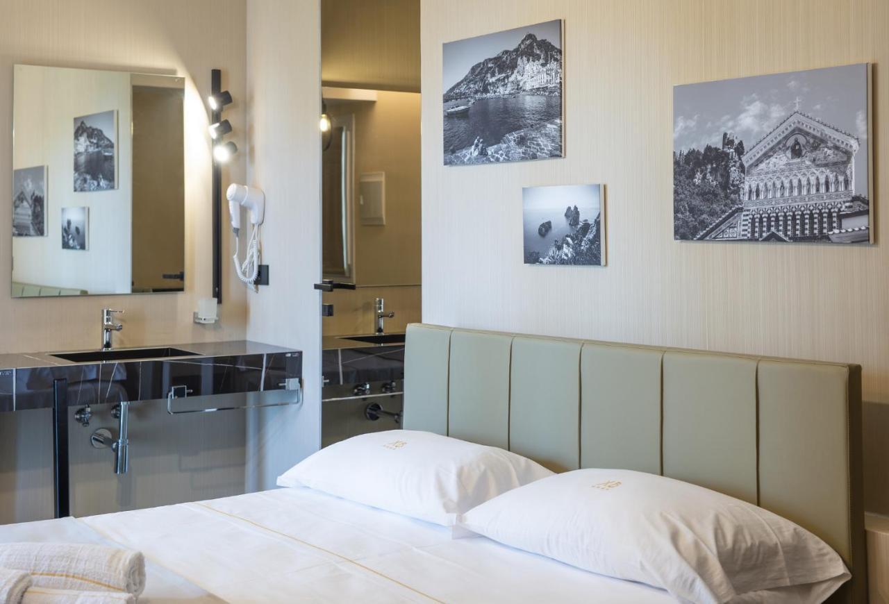 Hotel Xbusiness โนลา ภายนอก รูปภาพ