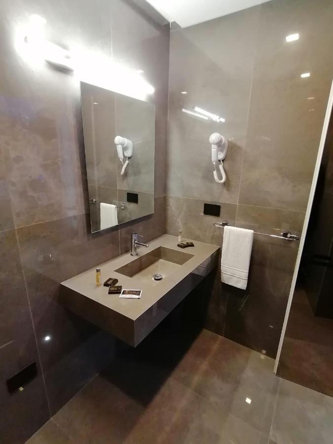 Hotel Xbusiness โนลา ภายนอก รูปภาพ