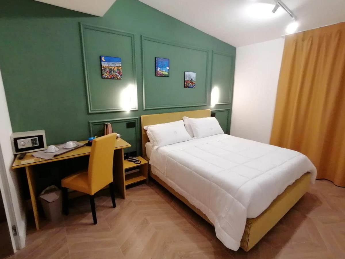 Hotel Xbusiness โนลา ภายนอก รูปภาพ